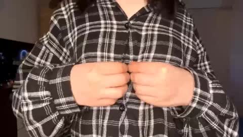 Emi online show from April 2026 04:24:01 PM