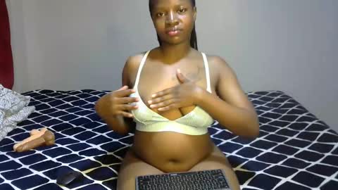 Snapshot of arcana_minnie chatting on April 2026 11:27:01 PM Arcana online show from April 2026 11:27:01 PM