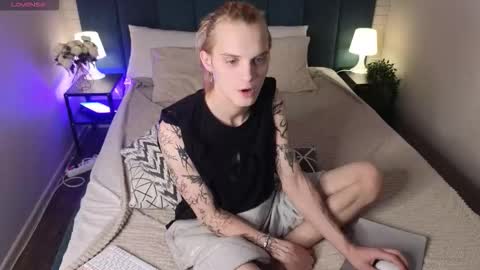 Snapshot of archiehali chatting on October 2025 08:51:02 PM archiehali online show from October 2025 08:51:02 PM