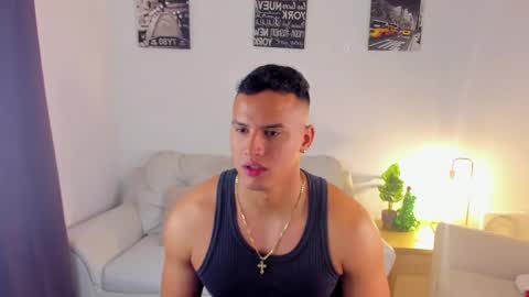 ares levi online show from December 2025 12:43:01 PM