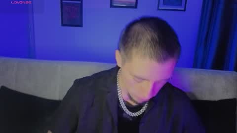 Snapshot of aresmassimox chatting on November 2025 03:42:02 AM Mateo online show from November 2025 03:42:02 AM