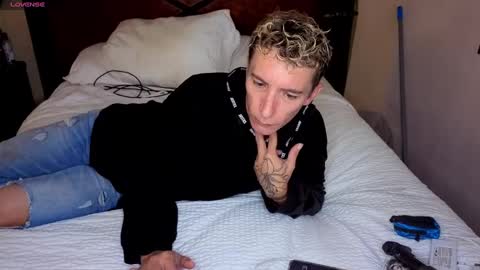 Snapshot of argabright chatting on September 2025 09:53:02 AM argabright online show from September 2025 09:53:02 AM