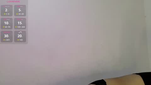 Snapshot of ari_20_ chatting on June 2026 02:22:01 AM Bella online show from June 2026 02:22:01 AM