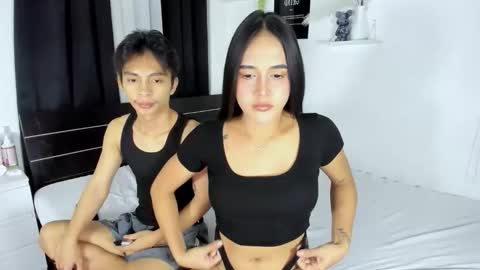 AriCandyAnna online show from May 2026 01:29:02 PM