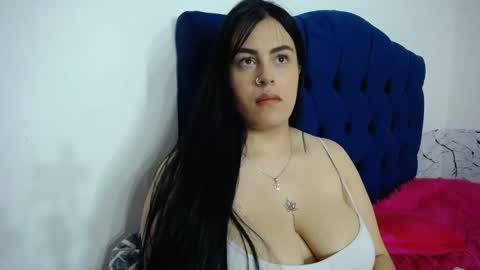 ARIANNA  online show from November 2025 07:07:01 AM