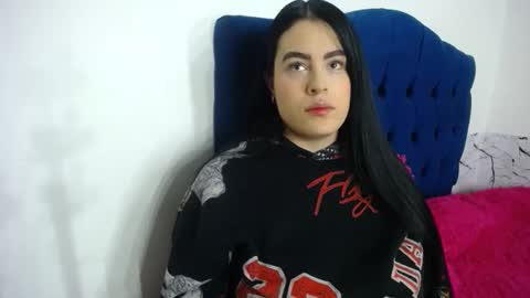 ARIANNA  online show from February 2026 02:33:01 AM