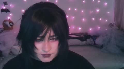 Ahri online show from February 2025 11:40:02 AM