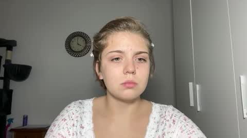 ari_crystal online show from February 2026 01:58:01 PM