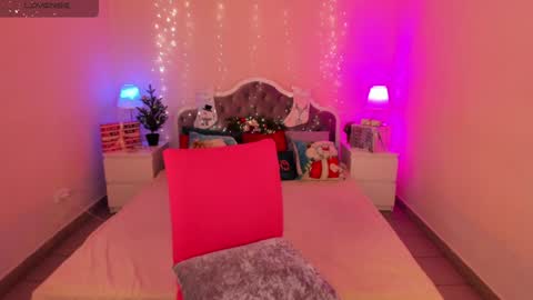 Snapshot of aria69stars chatting on December 2024 08:26:02 AM aria69stars online show from December 2024 08:26:02 AM