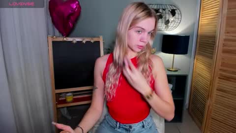 Snapshot of aria69stars chatting on October 2025 09:43:02 AM aria69stars online show from October 2025 09:43:02 AM