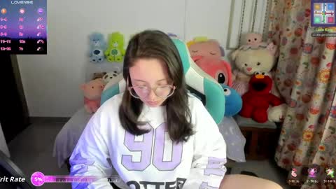 Snapshot of aria_alaia chatting on May 2026 01:47:02 AM Linda online show from May 2026 01:47:02 AM