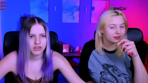 Snapshot of aria_blaze_ chatting on March 2026 09:46:01 AM aria_blaze_ online show from March 2026 09:46:01 AM