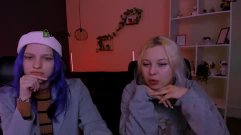 Snapshot of aria_blaze_ chatting on March 2026 08:47:02 AM aria_blaze_ online show from March 2026 08:47:02 AM