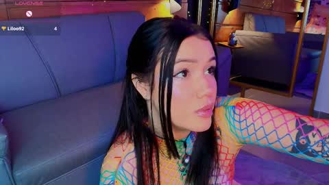 Ari  online show from April 2026 09:48:02 PM