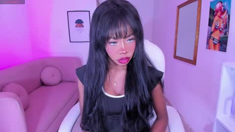 Snapshot of aria_brown_19 chatting on January 2025 04:57:01 PM    ARIA    online show from January 2025 04:57:01 PM