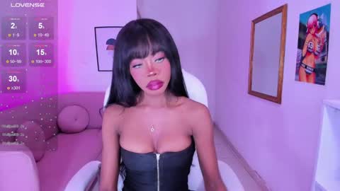 Snapshot of aria_brown_19 chatting on January 2025 03:41:01 PM    ARIA    online show from January 2025 03:41:01 PM