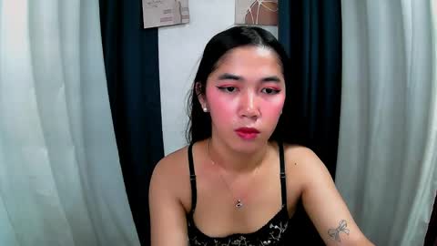Snapshot of aria_fucks chatting on April 2026 01:42:02 AM ARIA online show from April 2026 01:42:02 AM