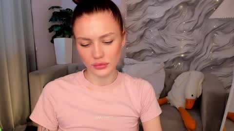 Snapshot of aria_mila chatting on May 2026 05:36:01 AM aria_mila online show from May 2026 05:36:01 AM