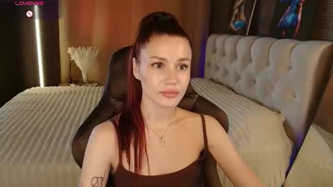 Snapshot of aria_mila chatting on July 2026 07:49:01 AM aria_mila online show from July 2026 07:49:01 AM