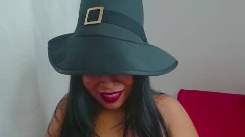 Snapshot of aria_morgan723222 chatting on September 2025 11:05:02 PM aria online show from September 2025 11:05:02 PM