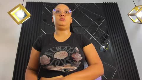 Snapshot of ariabelle1 chatting on June 2026 11:15:02 AM AriaBelle1 online show from June 2026 11:15:02 AM