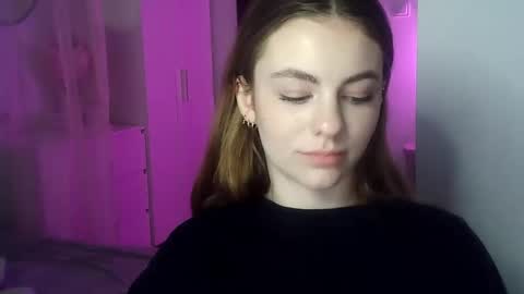 AriaCreazy online show from December 2024 06:30:02 PM