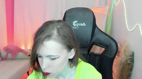 Snapshot of ariagracen chatting on April 2026 11:43:01 AM Aria online show from April 2026 11:43:01 AM