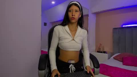ariana_cri_x online show from June 2026 12:41:02 PM