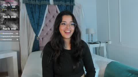 Snapshot of ariana_pierce chatting on December 2024 06:28:02 AM Ariana online show from December 2024 06:28:02 AM