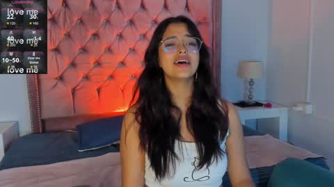 Snapshot of ariana_pierce chatting on January 2025 03:53:01 AM Ariana online show from January 2025 03:53:01 AM