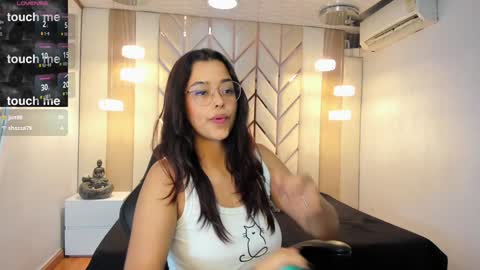 Snapshot of ariana_pierce chatting on January 2025 08:11:02 AM Ariana online show from January 2025 08:11:02 AM