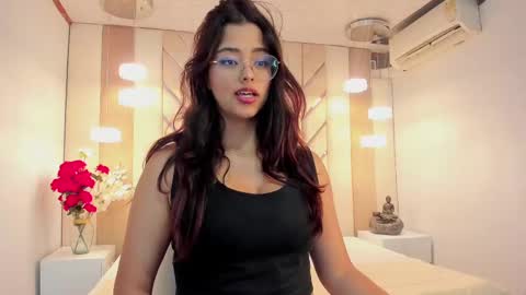 Snapshot of ariana_pierce chatting on February 2025 05:13:02 AM Ariana online show from February 2025 05:13:02 AM