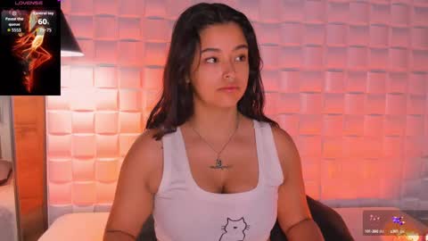 Snapshot of ariana_pierce chatting on September 2025 12:49:01 PM Ariana online show from September 2025 12:49:01 PM