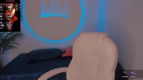 Snapshot of ariana_pierce chatting on October 2025 12:14:02 PM Ariana online show from October 2025 12:14:02 PM