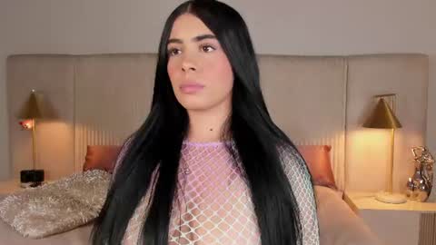 Snapshot of ariana_zc_ chatting on June 2026 09:38:02 PM Susan online show from June 2026 09:38:02 PM