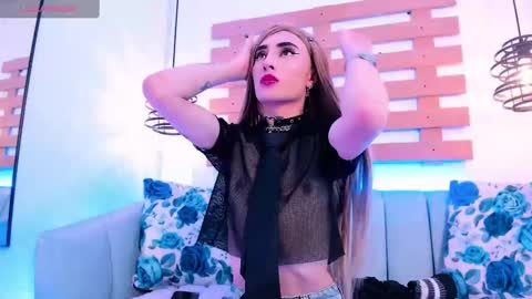 Ari  online show from September 2025 01:24:01 PM