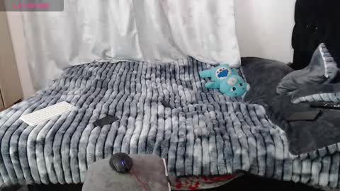 arianna and max online show from March 2026 12:21:01 AM