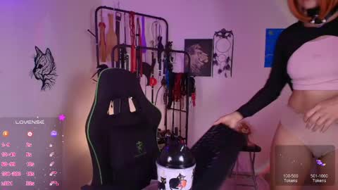 Snapshot of arianna_connorr chatting on April 2026 04:01:01 PM arianna_connorr online show from April 2026 04:01:01 PM