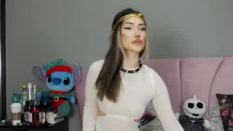 arianna_moonx online show from October 2025 09:27:01 PM