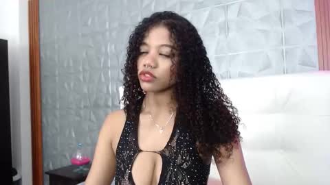 arianna_rochel online show from November 2025 02:38:01 PM