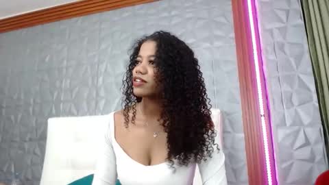 arianna_rochel online show from November 2025 02:50:01 PM