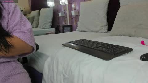 Arianna Sweeg online show from February 2026 04:51:01 PM