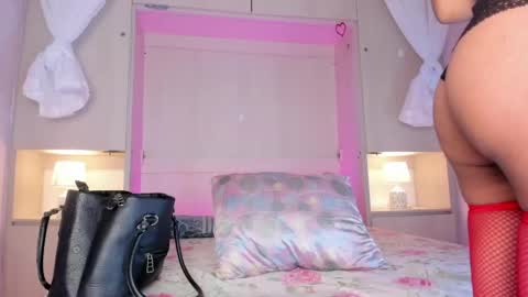 Snapshot of ariannavega_ chatting on June 2026 11:46:02 AM ariannavega_ online show from June 2026 11:46:02 AM