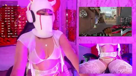 Snapshot of arianova_ chatting on February 2026 01:59:01 PM Aria online show from February 2026 01:59:01 PM