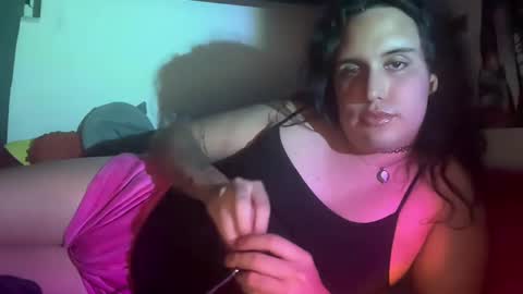 Snapshot of ariawestlove chatting on January 2025 03:22:02 AM Aria online show from January 2025 03:22:02 AM