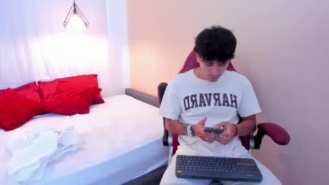 Ari and Aiden online show from June 2026 11:56:02 AM
