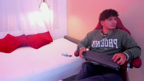 Ari and Aiden online show from June 2026 12:09:02 PM