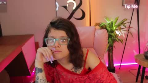 Snapshot of ariell_mini chatting on May 2026 05:46:01 AM Ariell Mini online show from May 2026 05:46:01 AM