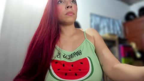 Snapshot of ariell_rose1 chatting on June 2026 02:25:01 AM Stephany online show from June 2026 02:25:01 AM