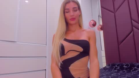 AriellaBlonde online show from September 2025 09:04:02 PM